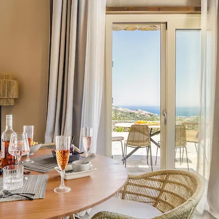 Nanoula & Stella Twin Retreat Daire